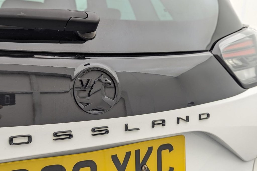 USED 2023 23 VAUXHALL CROSSLAND 1.2 Turbo Ultimate SUV 5dr Petrol Manual Euro 6 (s/s) (110 ps) Car Play, Rear Camera, Sat Nav