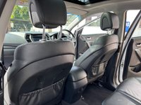 USED 2017 67 HYUNDAI SANTA FE 2.2 CRDi Blue Drive Premium SE SUV 5dr Diesel Manual 4WD Euro 6 (s/s) (7 Seat) (200 ps) DIESEL 7 SEATER, LEATHER SEATS, 5 SERVICE STAMPS, SAT NAV