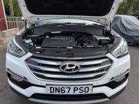 USED 2017 67 HYUNDAI SANTA FE 2.2 CRDi Blue Drive Premium SE SUV 5dr Diesel Manual 4WD Euro 6 (s/s) (7 Seat) (200 ps) DIESEL 7 SEATER, LEATHER SEATS, 5 SERVICE STAMPS, SAT NAV