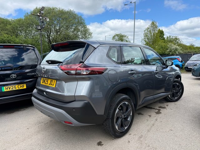 View our NISSAN X-TRAIL