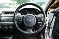 USED 2018 68 JAGUAR E-PACE 2.0 D150 SUV 5dr Diesel Manual Euro 6 (s/s) (150 ps) FUJI WHITE PAINTWORK + REVERSE CAMERA + DAB RADIO