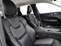 USED 2017 67 VOLVO XC60 2.0 D4 Momentum Pro SUV 5dr Diesel Auto AWD Euro 6 (s/s) (190 ps) 