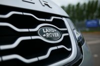 USED 2019 69 LAND ROVER RANGE ROVER EVOQUE 2.0 P200 MHEV SUV 5dr Petrol Auto 4WD Euro 6 (s/s) (200 ps) INDUS SILVER METALLIC PAINTWORK + REVERSE CAMERA + HEATED SEATS