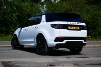 USED 2021 21 LAND ROVER DISCOVERY SPORT 2.0 D165 MHEV R-Dynamic S Plus SUV 5dr Diesel Auto 4WD Euro 6 (s/s) (163 ps) FUJI WHITE PAINTWORK + 360 CAMERA + BLACK PACK + CARPLAY