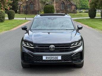 View our VOLKSWAGEN TOUAREG