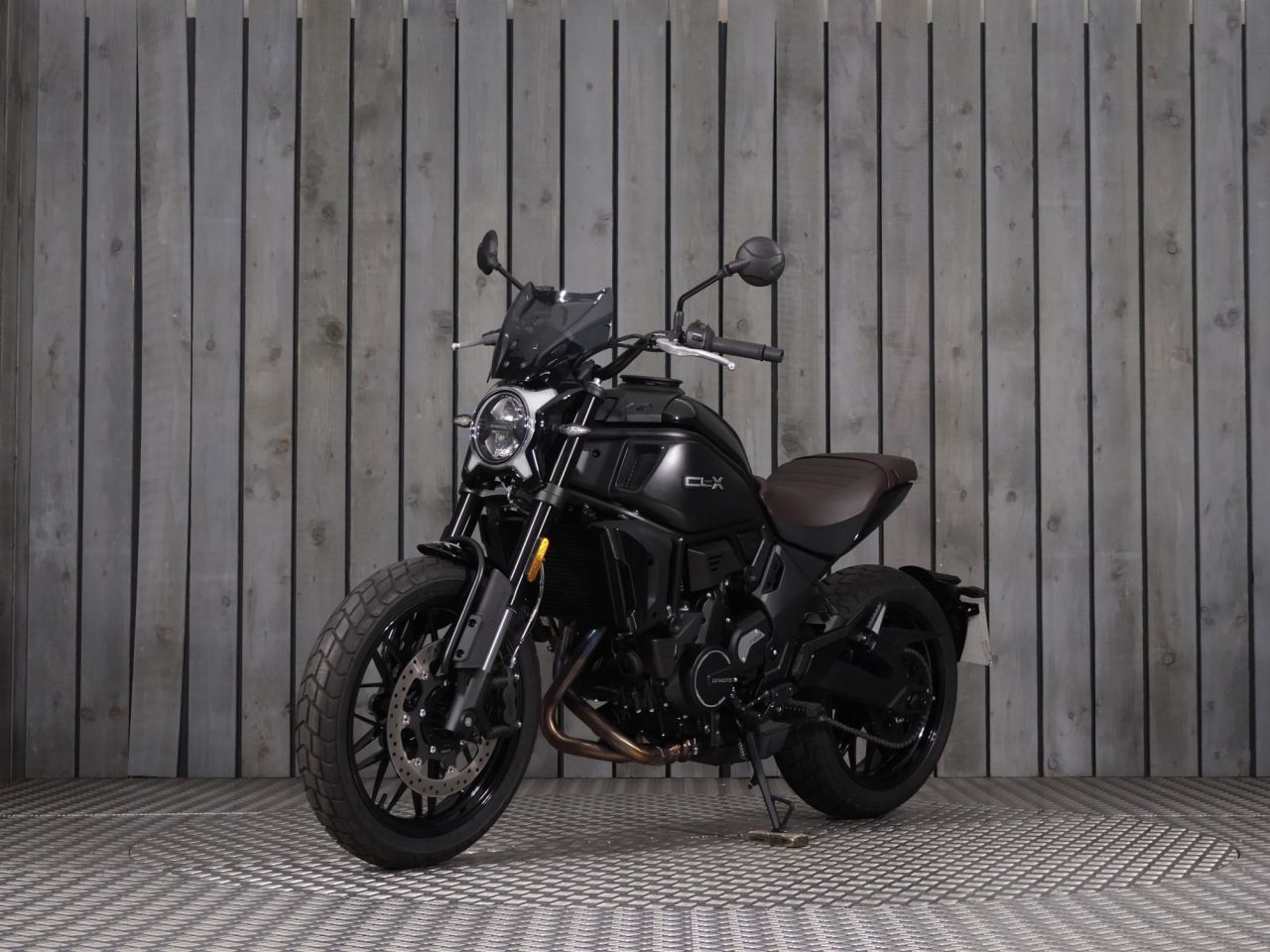 CFMOTO 700CL-X HERITAGE