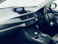 USED 2011 61 LEXUS CT 1.8 200h SE-L Hatchback 5dr Petrol Hybrid CVT Euro 5 (s/s) (136 ps) Cerulean Blue | Grey Leather Interior | Sat Nav | Reverse Camera | Heated Seats | ULEZ OK