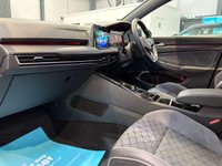 USED 2023 23 VOLKSWAGEN GOLF 1.5 eTSI MHEV R-Line Hatchback 5dr Petrol Hybrid DSG Euro 6 (s/s) (150 ps) 