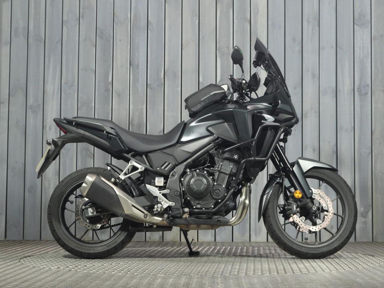 HONDA CB500X