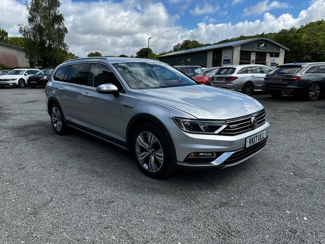 View our VOLKSWAGEN PASSAT