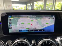 USED 2020 20 MERCEDES-BENZ GLB 2.0 GLB220d AMG Line (Premium) SUV 5dr Diesel 8G-DCT 4MATIC Euro 6 (s/s) (5 Seat) (190 ps) POLAR WHITE / ARTICO LEATHER - DINAMICA MICROFIBRE CLOTH (BLACK / RED STITCHING) AUTOMATIC / ONLY 34353 MILES FROM NEW / ONLY &pound;200 ROAD TAX / APPLE CARPLAY & ANDROID AUTO / WIRELESS CHARGING / TOUCHPAD / REVERSING CAMERA / PARK ASSIST / ELECTRIC TAILGATE / HEATED SEATS / CRUISE CONTROL