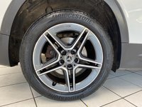 USED 2020 20 MERCEDES-BENZ GLB 2.0 GLB220d AMG Line (Premium) SUV 5dr Diesel 8G-DCT 4MATIC Euro 6 (s/s) (5 Seat) (190 ps) POLAR WHITE / ARTICO LEATHER - DINAMICA MICROFIBRE CLOTH (BLACK / RED STITCHING) AUTOMATIC / ONLY 34353 MILES FROM NEW / ONLY &pound;200 ROAD TAX / APPLE CARPLAY & ANDROID AUTO / WIRELESS CHARGING / TOUCHPAD / REVERSING CAMERA / PARK ASSIST / ELECTRIC TAILGATE / HEATED SEATS / CRUISE CONTROL