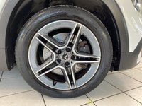 USED 2020 20 MERCEDES-BENZ GLB 2.0 GLB220d AMG Line (Premium) SUV 5dr Diesel 8G-DCT 4MATIC Euro 6 (s/s) (5 Seat) (190 ps) POLAR WHITE / ARTICO LEATHER - DINAMICA MICROFIBRE CLOTH (BLACK / RED STITCHING) AUTOMATIC / ONLY 34353 MILES FROM NEW / ONLY &pound;200 ROAD TAX / APPLE CARPLAY & ANDROID AUTO / WIRELESS CHARGING / TOUCHPAD / REVERSING CAMERA / PARK ASSIST / ELECTRIC TAILGATE / HEATED SEATS / CRUISE CONTROL