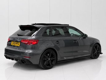 View our AUDI RS3