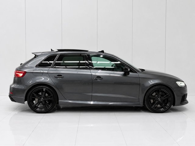 View our AUDI RS3