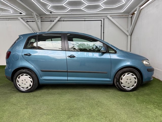 View our VOLKSWAGEN GOLF PLUS