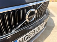USED 2020 69 VOLVO XC40 2.0 T4 Inscription Pro SUV 5dr Petrol Auto AWD Euro 6 (s/s) (190 ps) 