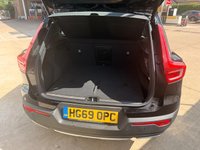 USED 2020 69 VOLVO XC40 2.0 T4 Inscription Pro SUV 5dr Petrol Auto AWD Euro 6 (s/s) (190 ps) 