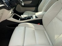 USED 2020 69 VOLVO XC40 2.0 T4 Inscription Pro SUV 5dr Petrol Auto AWD Euro 6 (s/s) (190 ps) 