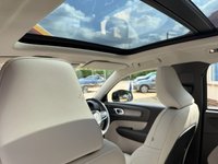 USED 2020 69 VOLVO XC40 2.0 T4 Inscription Pro SUV 5dr Petrol Auto AWD Euro 6 (s/s) (190 ps) 