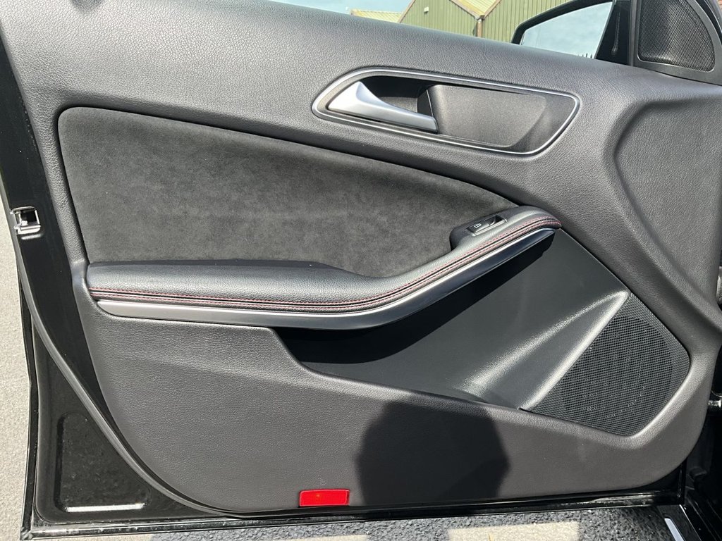 USED 2017 17 MERCEDES-BENZ A-CLASS 2.1 A200d AMG Line Hatchback 5dr Diesel 7G-DCT Euro 6 (s/s) (136 ps) Sat Nav, Rear Camera