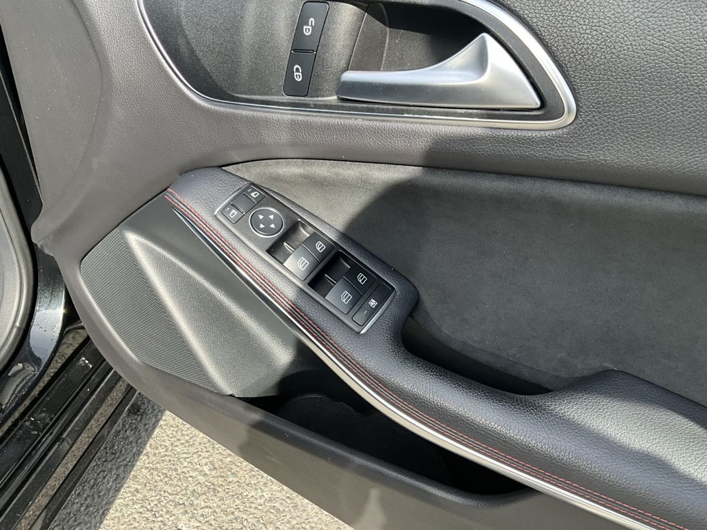 USED 2017 17 MERCEDES-BENZ A-CLASS 2.1 A200d AMG Line Hatchback 5dr Diesel 7G-DCT Euro 6 (s/s) (136 ps) Sat Nav, Rear Camera