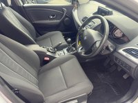 USED 2014 64 RENAULT MEGANE 1.5 dCi ENERGY Dynamique TomTom Hatchback 5dr Diesel Manual Euro 5 (s/s) (110 ps) only 45,000 miles 11 service stamps