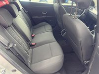 USED 2014 64 RENAULT MEGANE 1.5 dCi ENERGY Dynamique TomTom Hatchback 5dr Diesel Manual Euro 5 (s/s) (110 ps) only 45,000 miles 11 service stamps