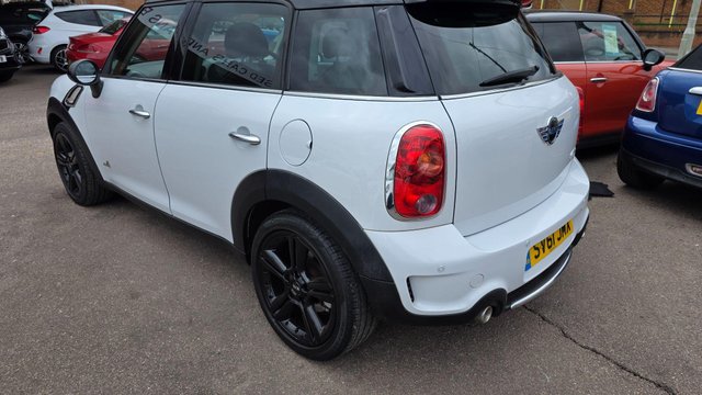 View our MINI COUNTRYMAN