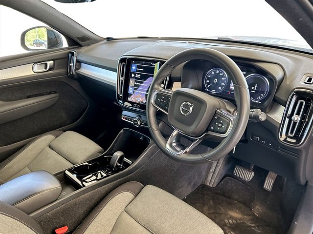 View our VOLVO XC40