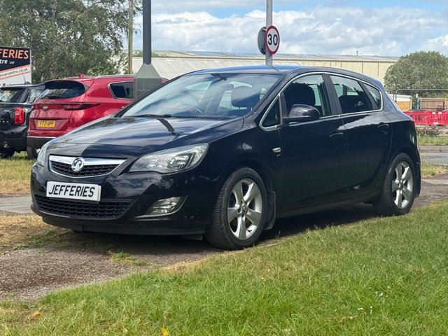 View our VAUXHALL ASTRA