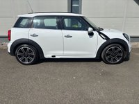 USED 2015 15 MINI COUNTRYMAN 2.0 Cooper SD SUV 5dr Diesel Manual Euro 5 (s/s) (143 ps) &pound;12965 WORTH OF ADDED EXTRAS