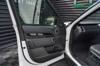 USED 2021 21 LAND ROVER DISCOVERY 3.0 D300 MHEV R-Dynamic SE Auto 4WD Euro 6 (s/s) 5dr Head Up Display!