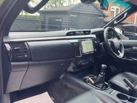 USED 2023 23 TOYOTA HI-LUX 2.8 D-4D Invincible X Pickup Double Cab 4dr Diesel Manual 4WD Euro 6 (s/s) (204 ps) Px Welcome Finance Available