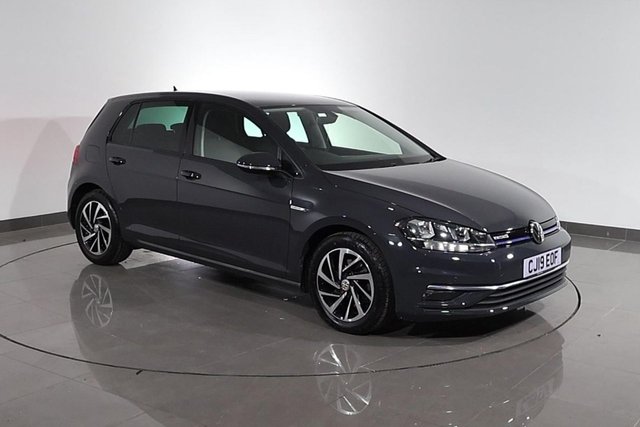 View our VOLKSWAGEN GOLF