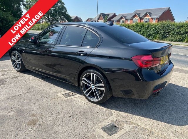 View our BMW 3 SERIES