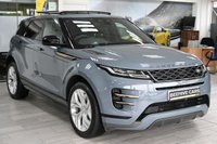 USED 2022 22 LAND ROVER RANGE ROVER EVOQUE 2.0 D200 MHEV R-Dynamic SE SUV 5dr Diesel Auto 4WD Euro 6 (s/s) (204 ps) SAT NAV R-CAM P-ROOF LEATHER SENSOR
