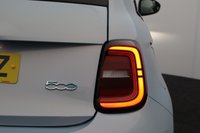 USED 2022 71 FIAT 500E 42kWh La Prima 3dr Auto (APPLE CAR PLAY) 