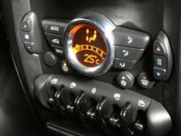 USED 2012 12 MINI COUNTRYMAN 1.6 Cooper D SUV 5dr Diesel Manual ALL4 Euro 5 (s/s) (112 ps) NICE TIDY EXAMPLE CHILI PACK DAB RADIO CD BLUETOOTH PARKING SENSORS 3 OWNER SERVICE HISTORY