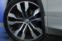 USED 2019 19 VOLKSWAGEN TIGUAN 2.0 TDI R-Line Tech SUV 5dr Diesel DSG 4Motion Euro 6 (s/s) (150 ps) PAN ROOF - POWER TAILGATE