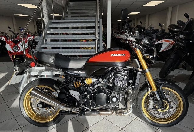 View our Kawasaki Z900 RS SE  Extras   www.sellingyourbike.co.uk