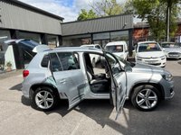 USED 2015 65 VOLKSWAGEN TIGUAN 2.0 TDI BlueMotion Tech R-Line SUV 5dr Diesel Manual 4WD Euro 6 (s/s) (150 ps) PARKING SENSORS, AUTO PARK, NAV