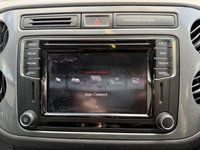 USED 2015 65 VOLKSWAGEN TIGUAN 2.0 TDI BlueMotion Tech R-Line SUV 5dr Diesel Manual 4WD Euro 6 (s/s) (150 ps) PARKING SENSORS, AUTO PARK, NAV