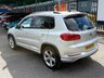 USED 2015 65 VOLKSWAGEN TIGUAN 2.0 TDI BlueMotion Tech R-Line SUV 5dr Diesel Manual 4WD Euro 6 (s/s) (150 ps) PARKING SENSORS, AUTO PARK, NAV