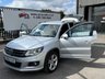 USED 2015 65 VOLKSWAGEN TIGUAN 2.0 TDI BlueMotion Tech R-Line SUV 5dr Diesel Manual 4WD Euro 6 (s/s) (150 ps) PARKING SENSORS, AUTO PARK, NAV