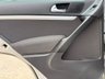 USED 2015 65 VOLKSWAGEN TIGUAN 2.0 TDI BlueMotion Tech R-Line SUV 5dr Diesel Manual 4WD Euro 6 (s/s) (150 ps) PARKING SENSORS, AUTO PARK, NAV