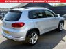 USED 2015 65 VOLKSWAGEN TIGUAN 2.0 TDI BlueMotion Tech R-Line SUV 5dr Diesel Manual 4WD Euro 6 (s/s) (150 ps) PARKING SENSORS, AUTO PARK, NAV