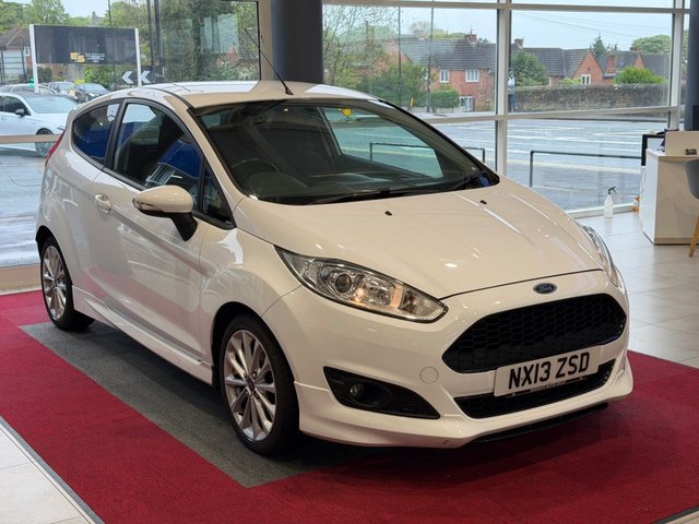 2013 FORD FIESTA