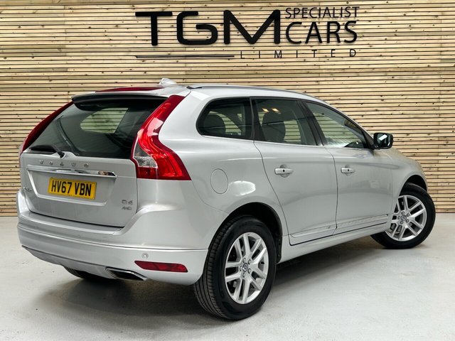View our VOLVO XC60