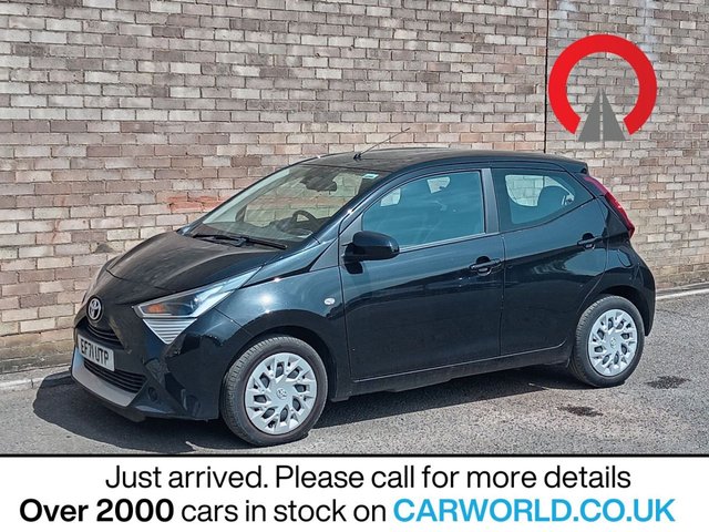 View our Toyota Aygo 1.0 VVT-i x-play Hatchback 5dr Petrol Manual Euro 6 (s/s) (71 ps)